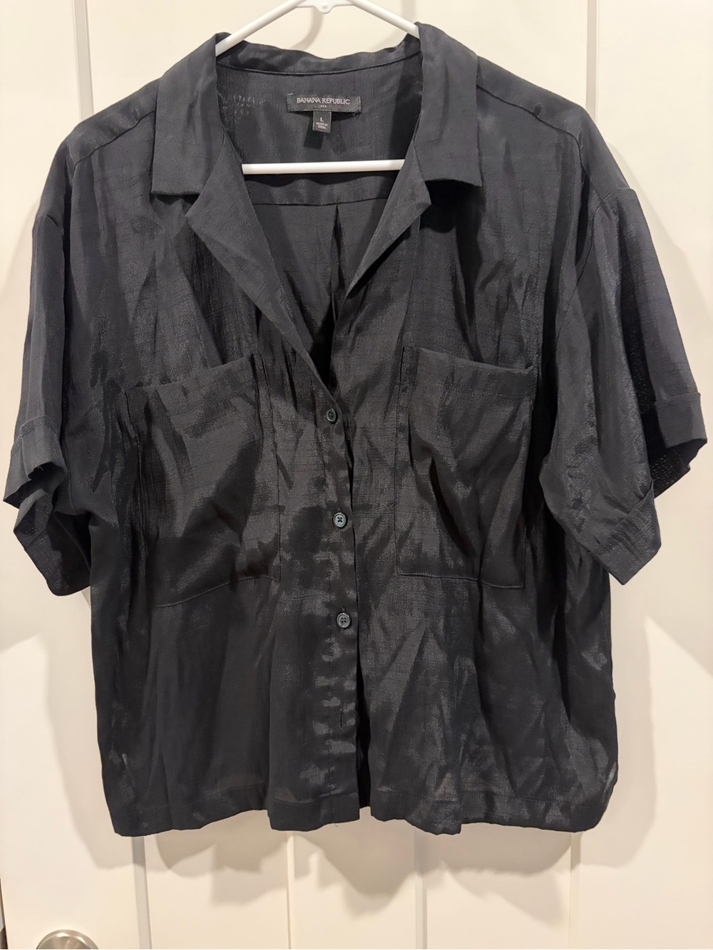 Banana Republic Black Short-Sleeve Button-Down Shirt
